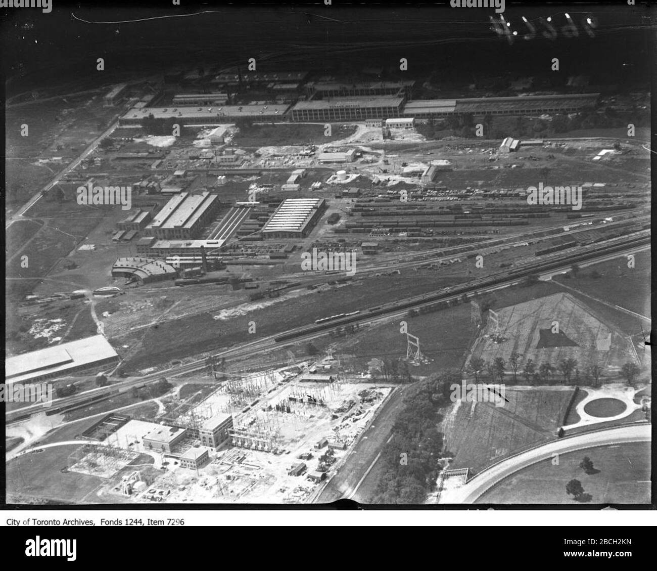 English Aerial View Of Leaside This Image Is Available From The City Of Toronto Archives Listed Under The Archival Citation Fonds 1244 Item 7296 This Does Not Indicate The Copyright Status