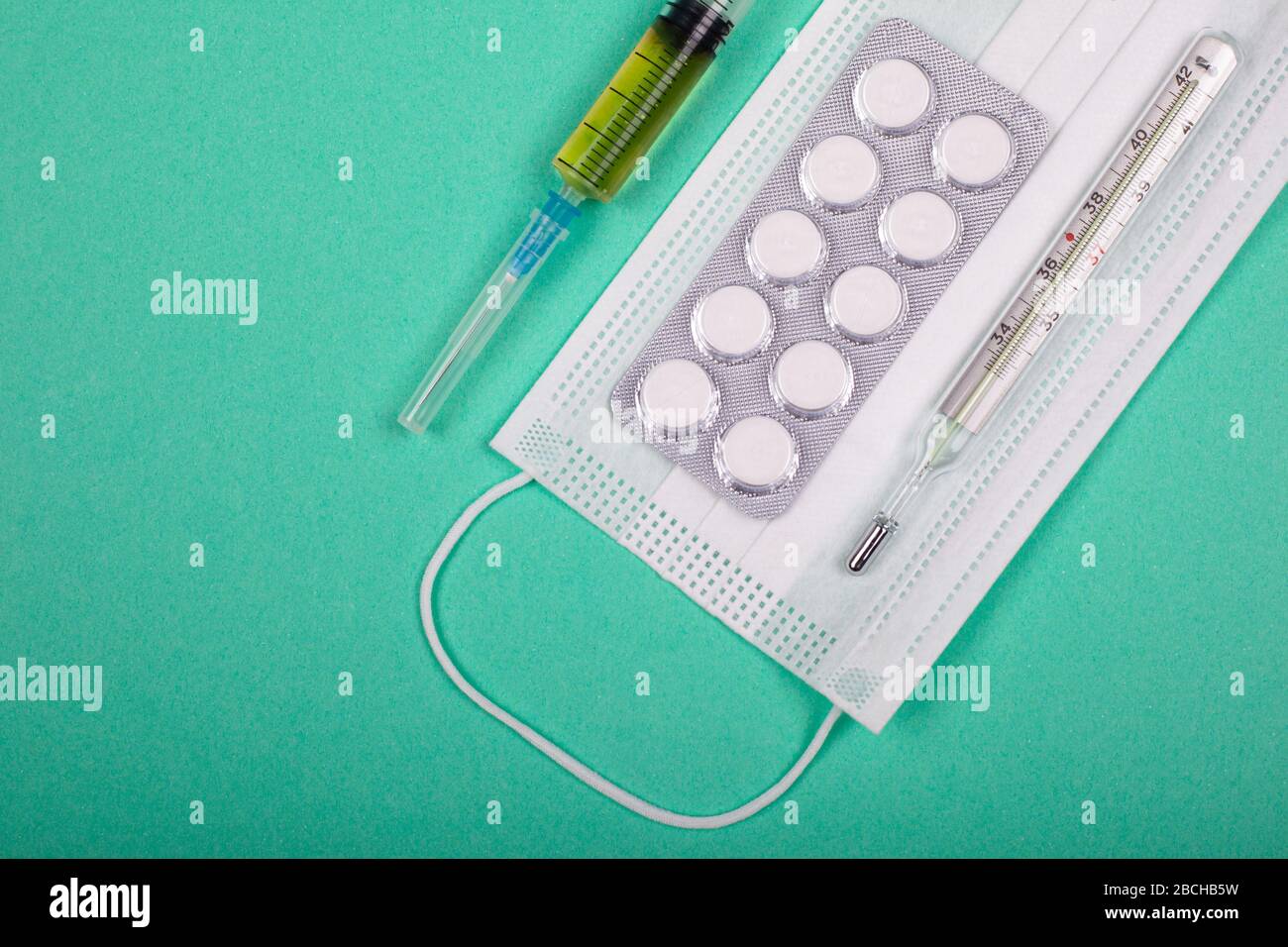 Download Gauze Mask High Resolution Stock Photography And Images Alamy Yellowimages Mockups