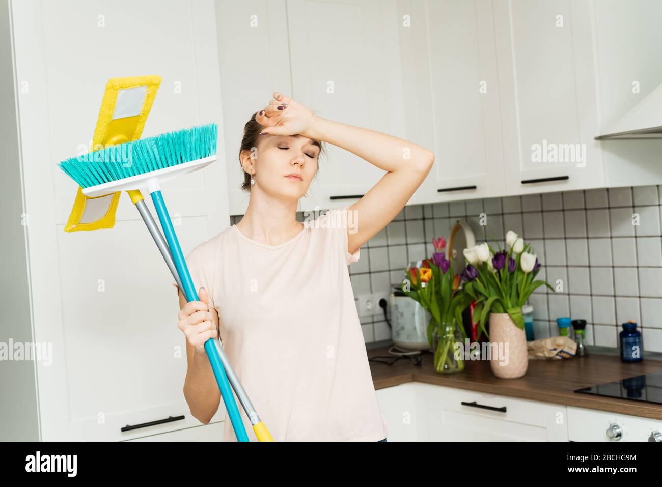 Kitchen maid stands hires stock photography and images Alamy