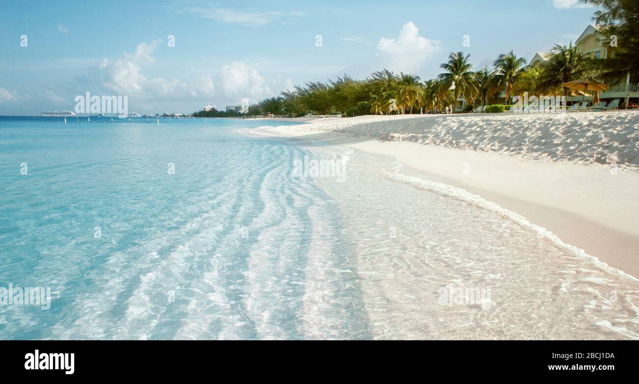 Seven Mile Beach on Grand Cayman island, Cayman Islands Stock Photo