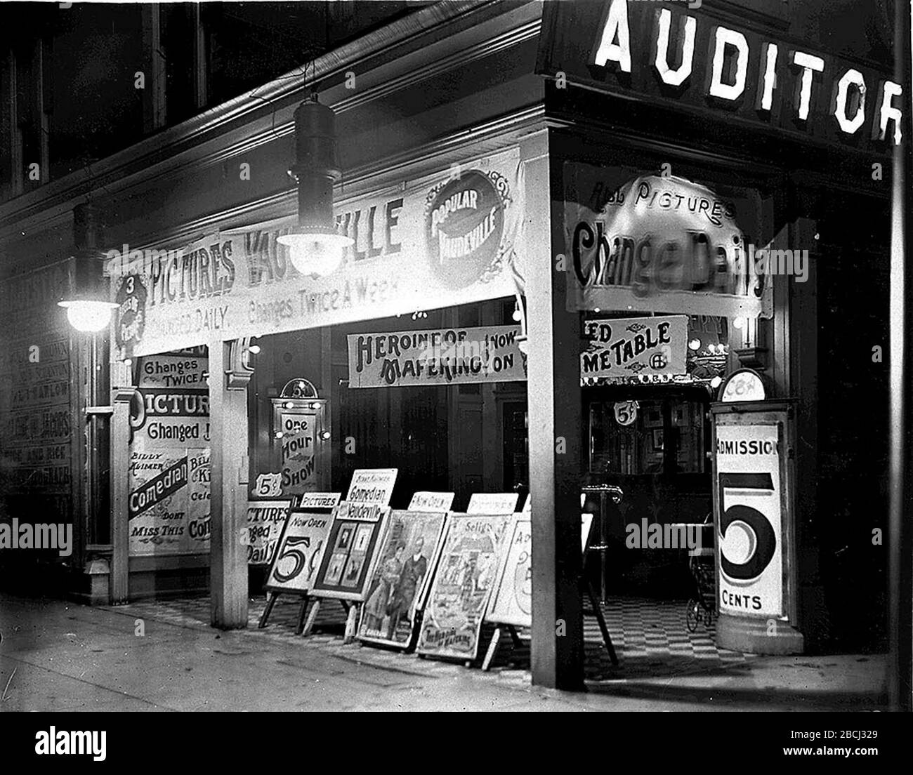Auditorium Theatre At 3 Queen Street West It Was Opened As The Auditorium In 1908 Was Renamed The Avenue Theatre In 1913 And Was Renamed Again In 1915 As The Mary Pickford