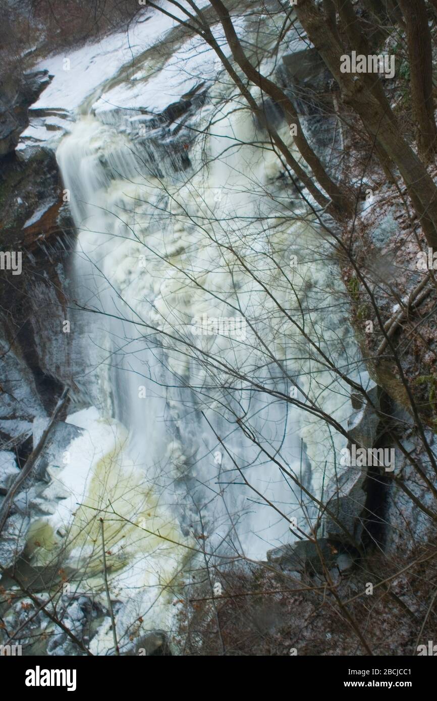 Brandywine Falls in Winter, Ohio Stock Photo Alamy