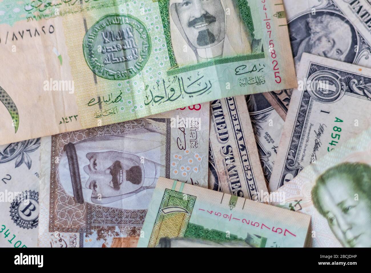 Usd chinese yuan hi-res stock photography and images - Alamy