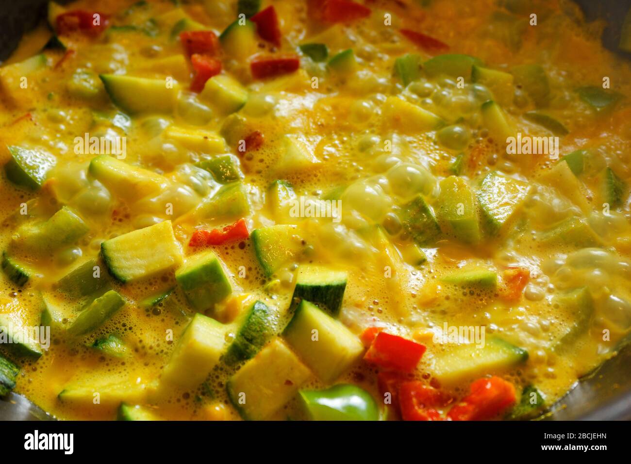 Wok with stir fry vegetables Stock Photo - Alamy