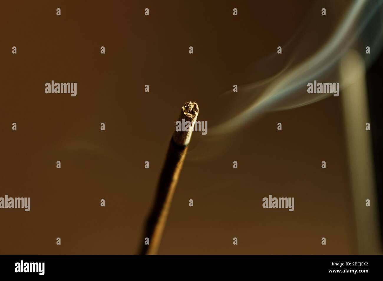 Incense burning india hi-res stock photography and images - Alamy