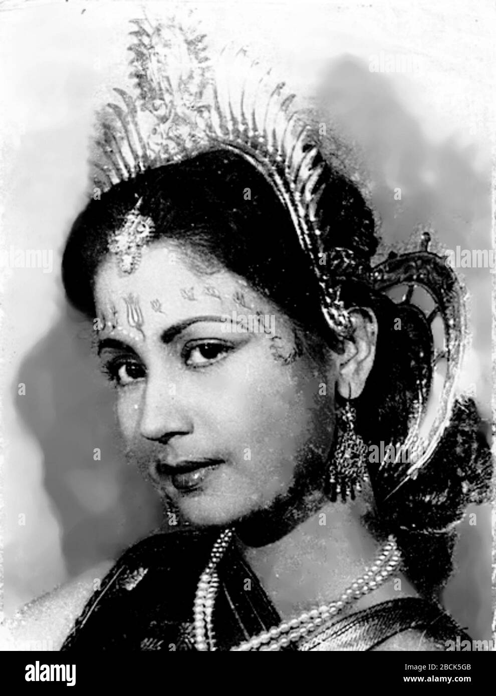 English: Meena Kumari in the film Hanuman Patal Vijay; 1951; Movie ...