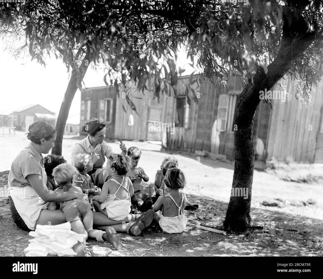 English The Children S Nursery At Kibbutz Givat Haim I U I O U I O U E Ss O E I I E O O O U 01 05 1939 This Is Available From National Photo Collection Of Israel Photography Dept Goverment Press Office Link