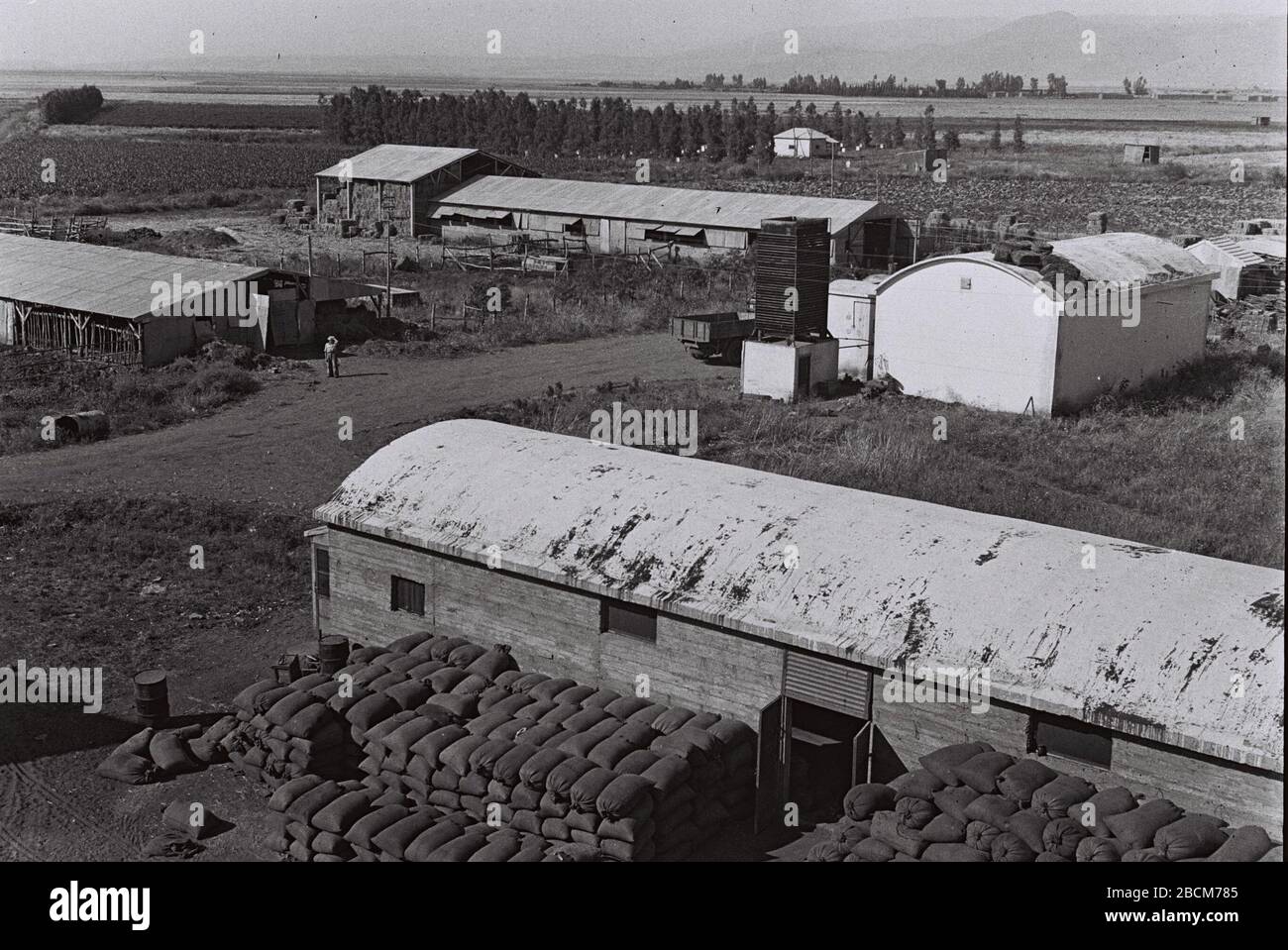 English The Fodder Warehouse At Kibbutz Amir U O U I U I E E Ss O E I U O 30 June 1946 This Is Available From National Photo Collection Of Israel Photography Dept Goverment Press Office Link Under The Digital