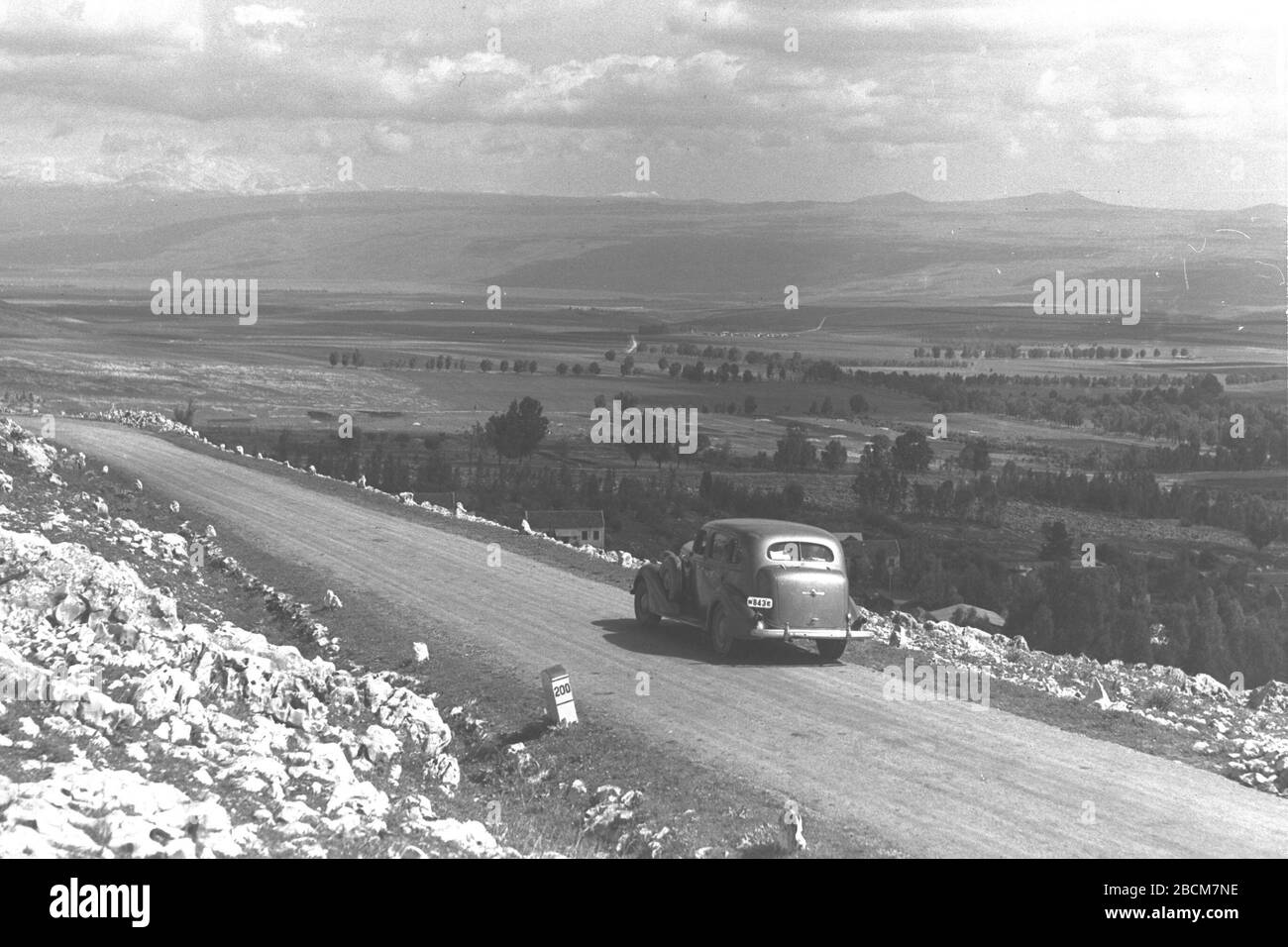 16 Car Black And White Stock Photos Images Alamy