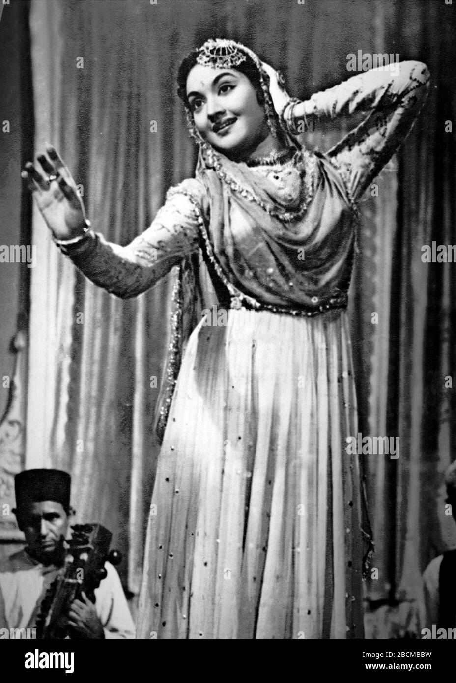 English: Vyjayanthimala as Chandramukhi in Devdas; 1955; https ...