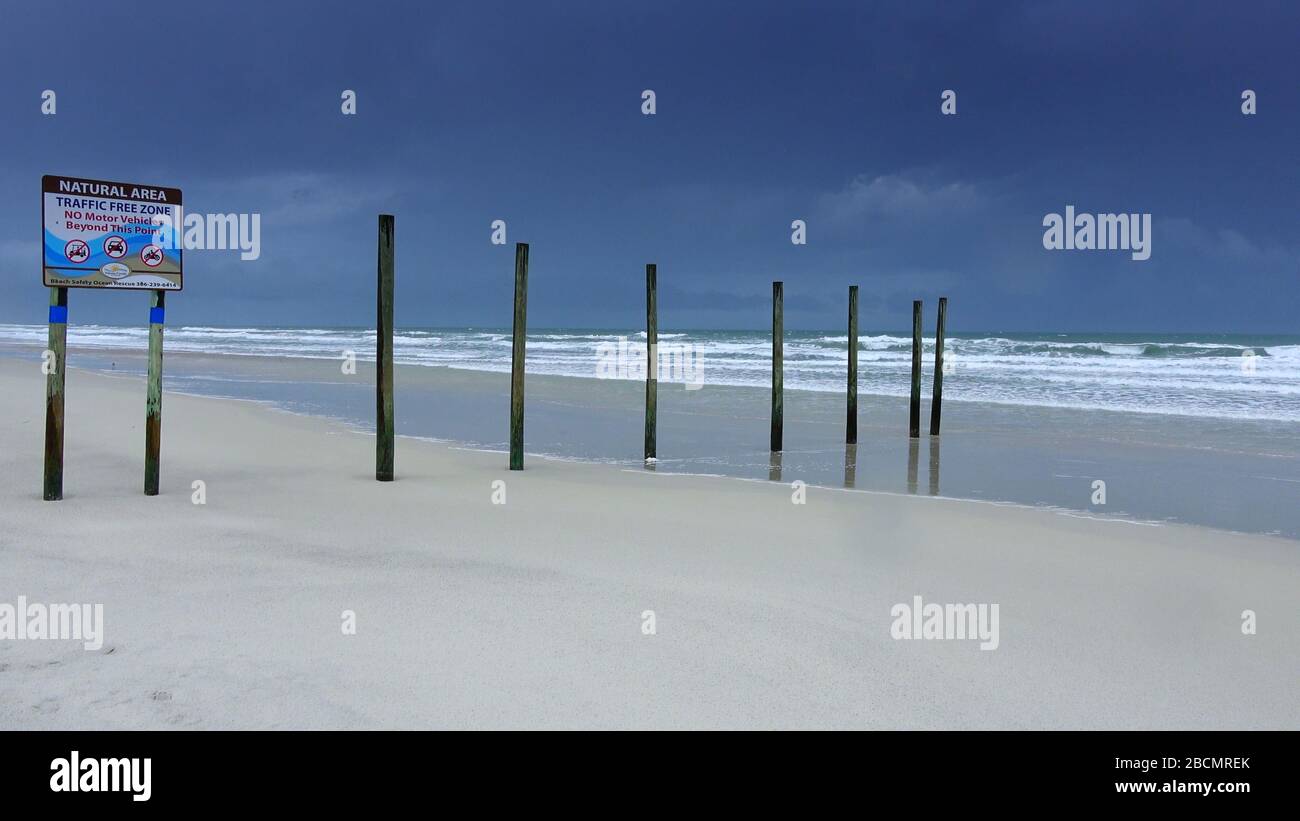 Daytona beach absolutely empty hi-res stock photography and images - Alamy