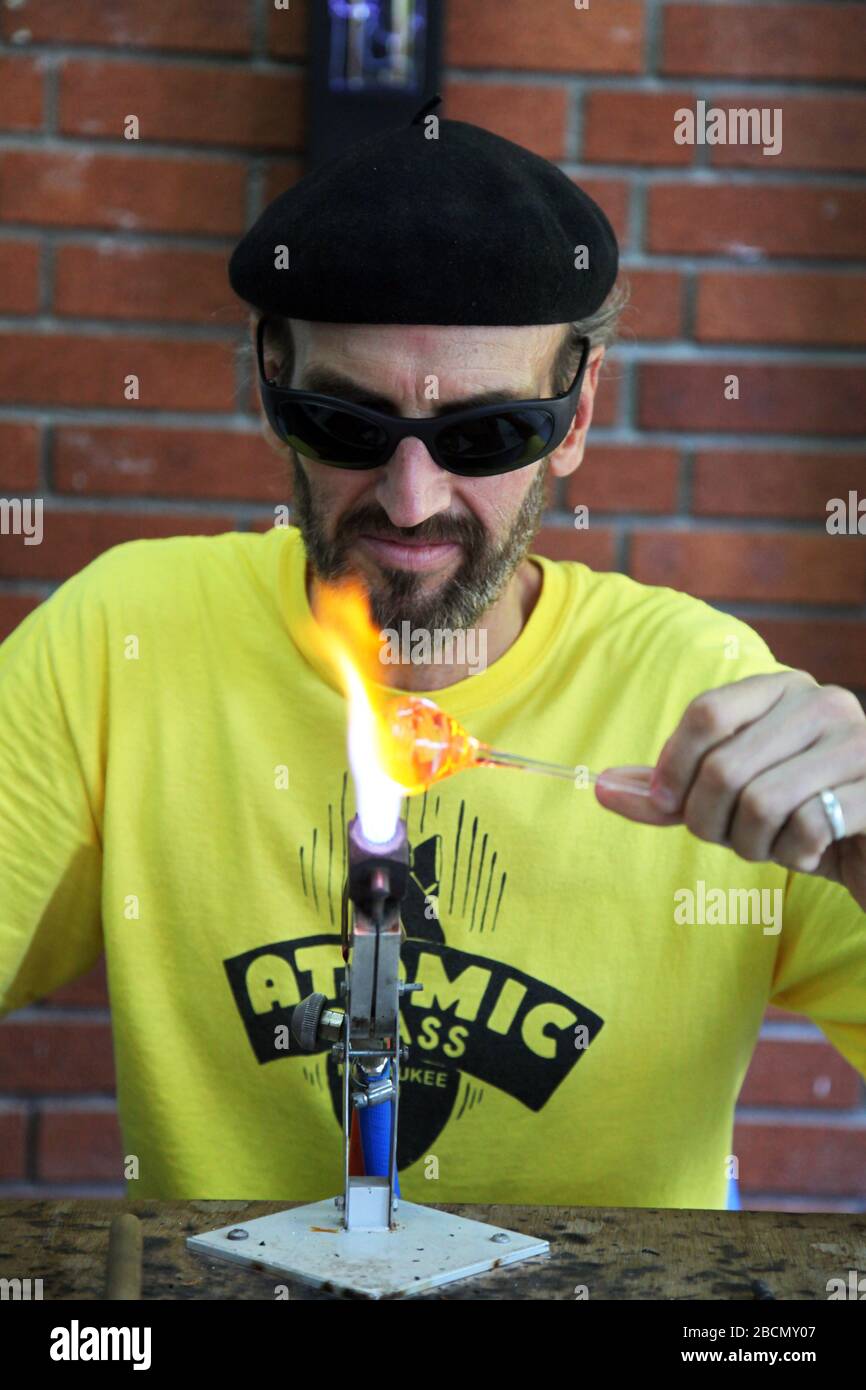 Melt blowing process hires stock photography and images Alamy