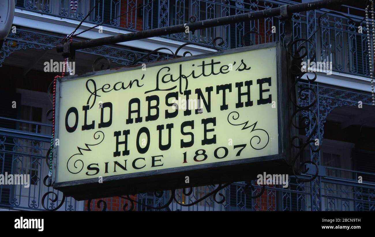 Old Absinthe House in New Orleans French Quarter - NEW ORLEANS, USA ...