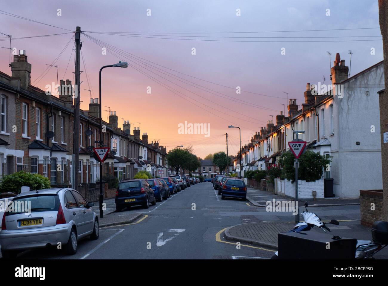 Walthamstow avenue hires stock photography and images Alamy