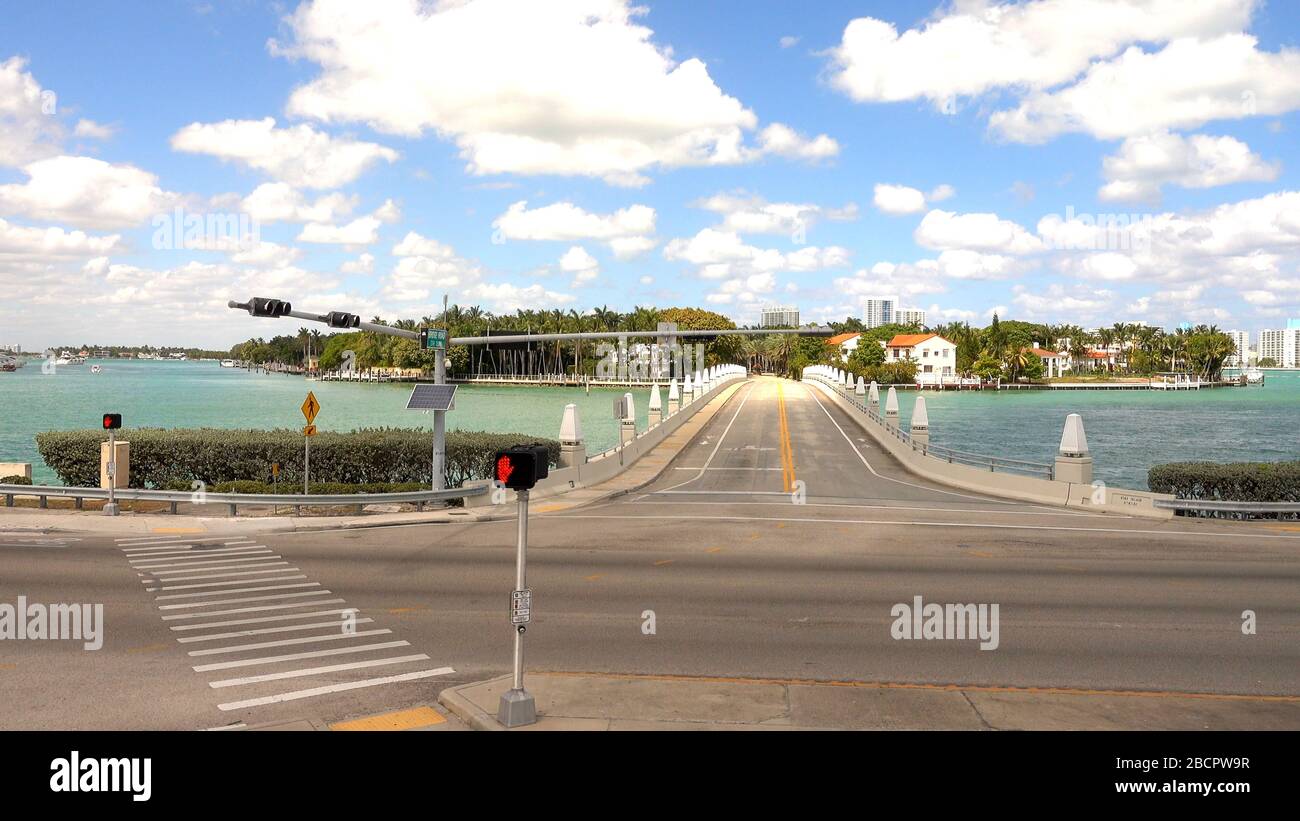 Bridge To Star Island Miami home of the celebrities Stock Photo Alamy
