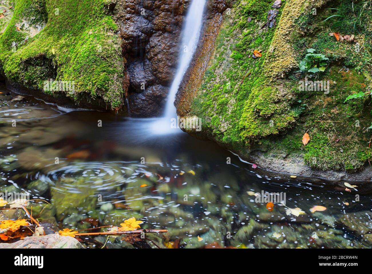 Beautiful waterfall scenery hi-res stock photography and images - Alamy