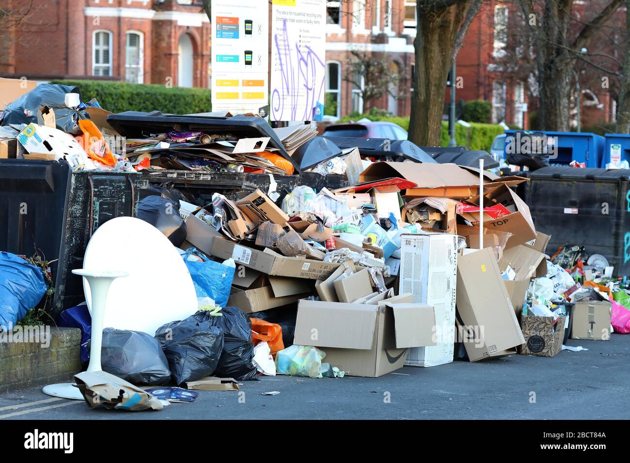 Overfow waste hires stock photography and images Alamy