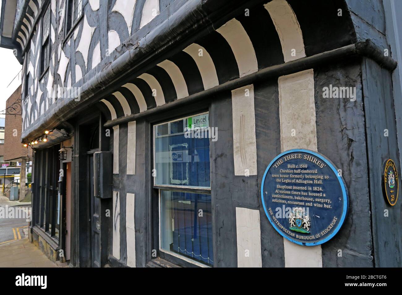 Three Shires, Tudor building, 32 Great Underbank, Stockport, Greater Manchester, England, UK,  SK1 1NB Stock Photo