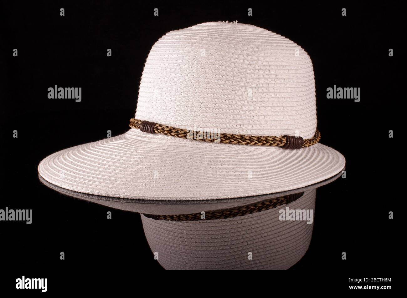 modern sun hats