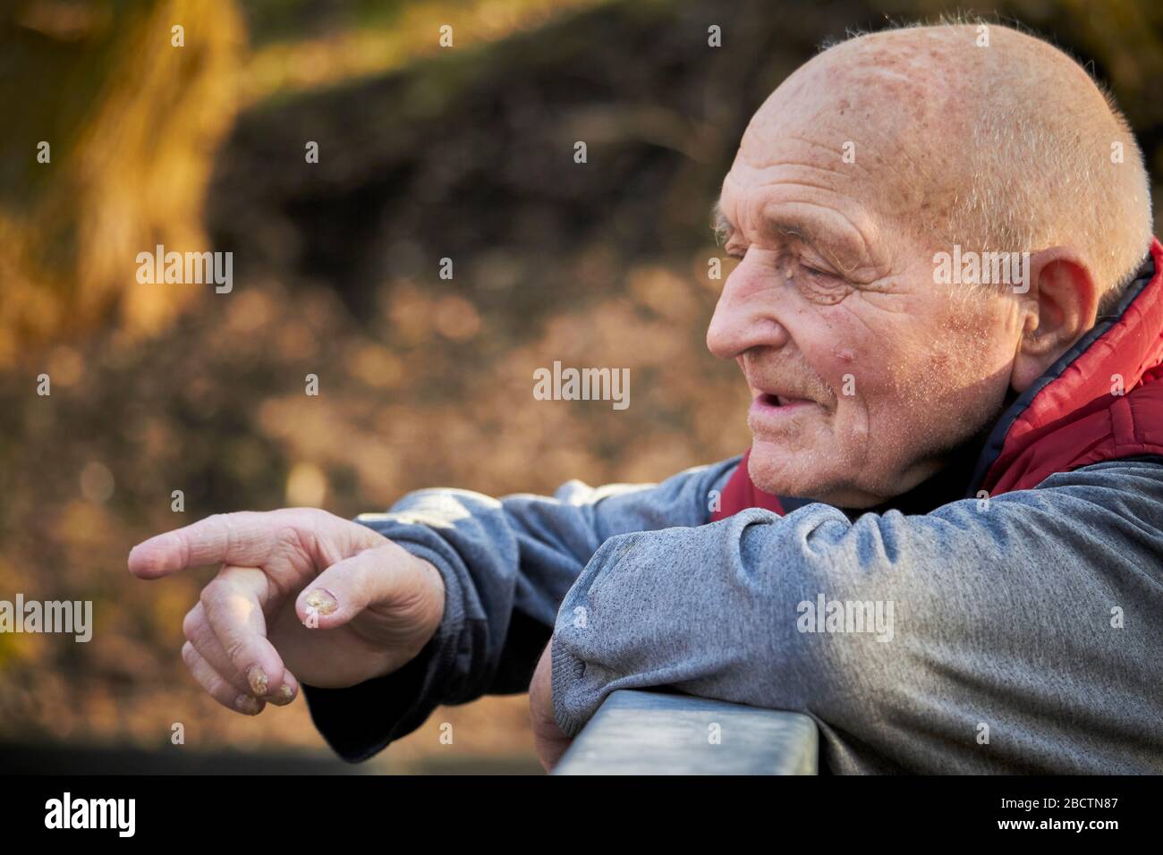 Eighty year old male hi-res stock photography and images - Alamy