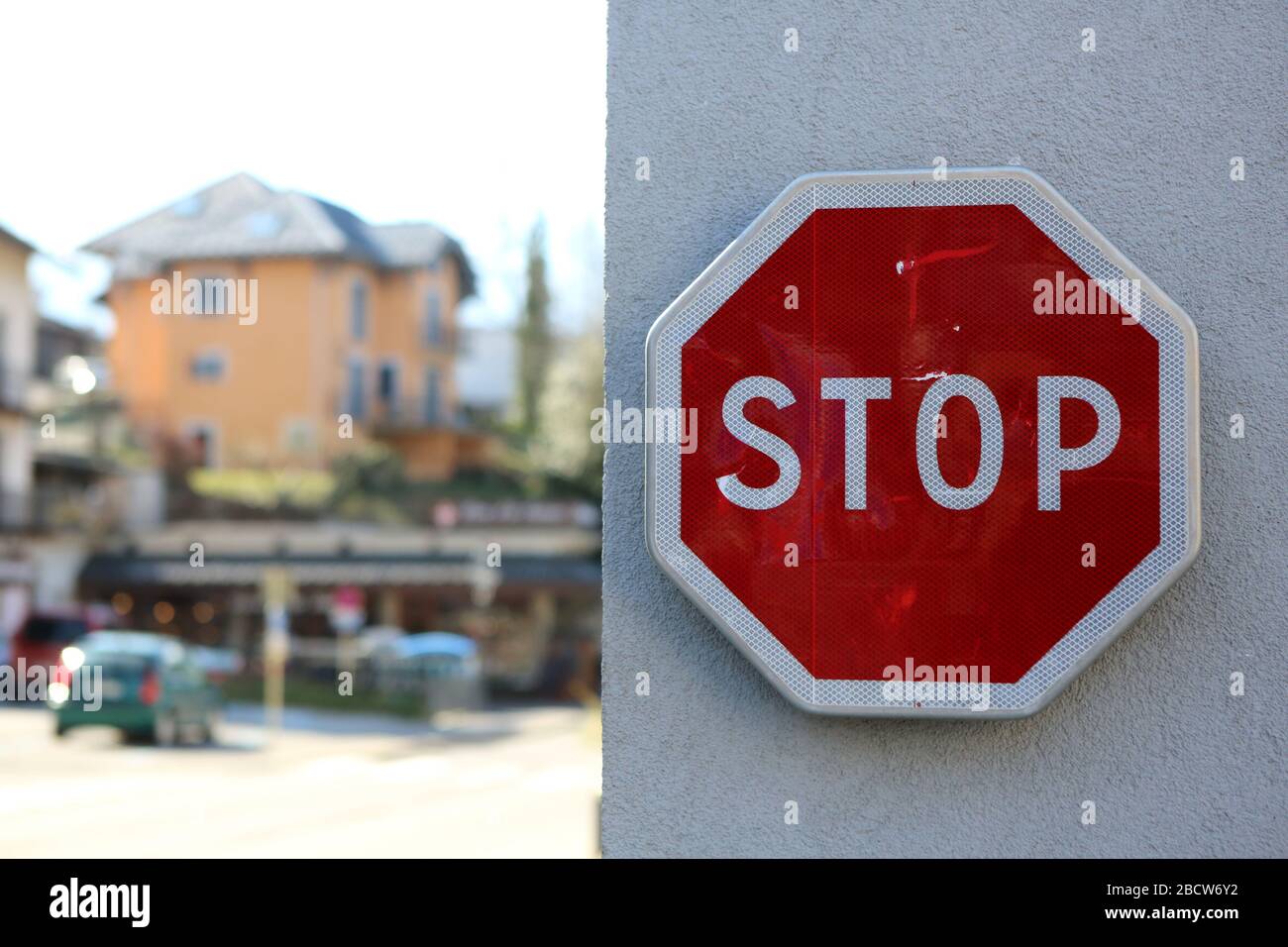 Signalisation routière : Stop. Saint-Gervais-les-Bains. Haute-Savoie. France. Stock Photo