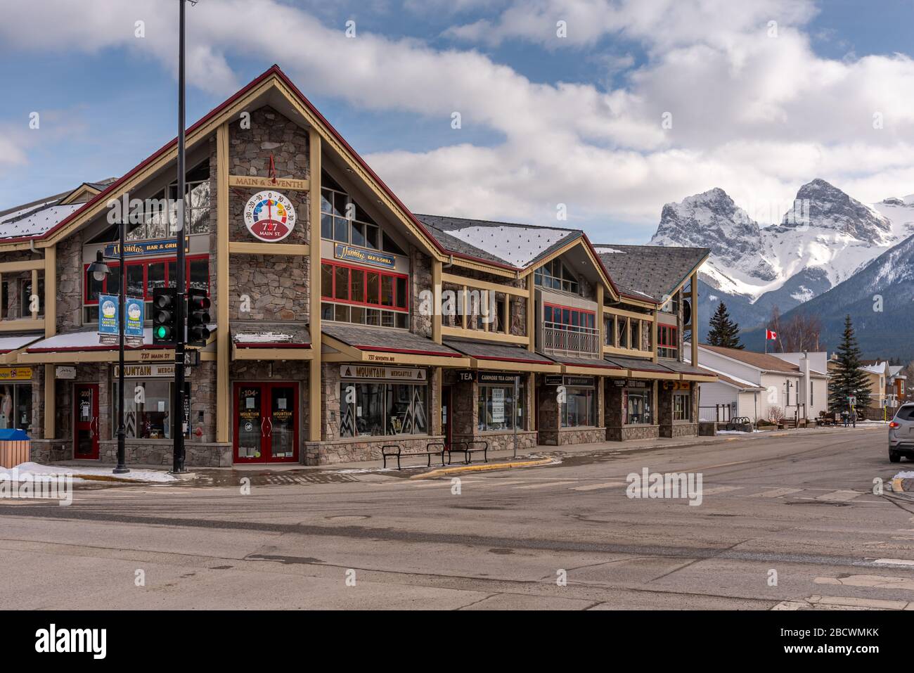 Town of canmore hires stock photography and images Alamy