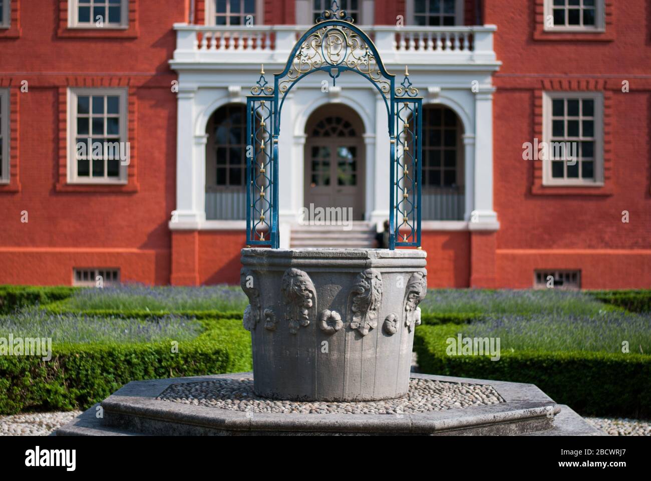 Queens Gardens Historic Royal Palaces Kew Palace Royal Botanical