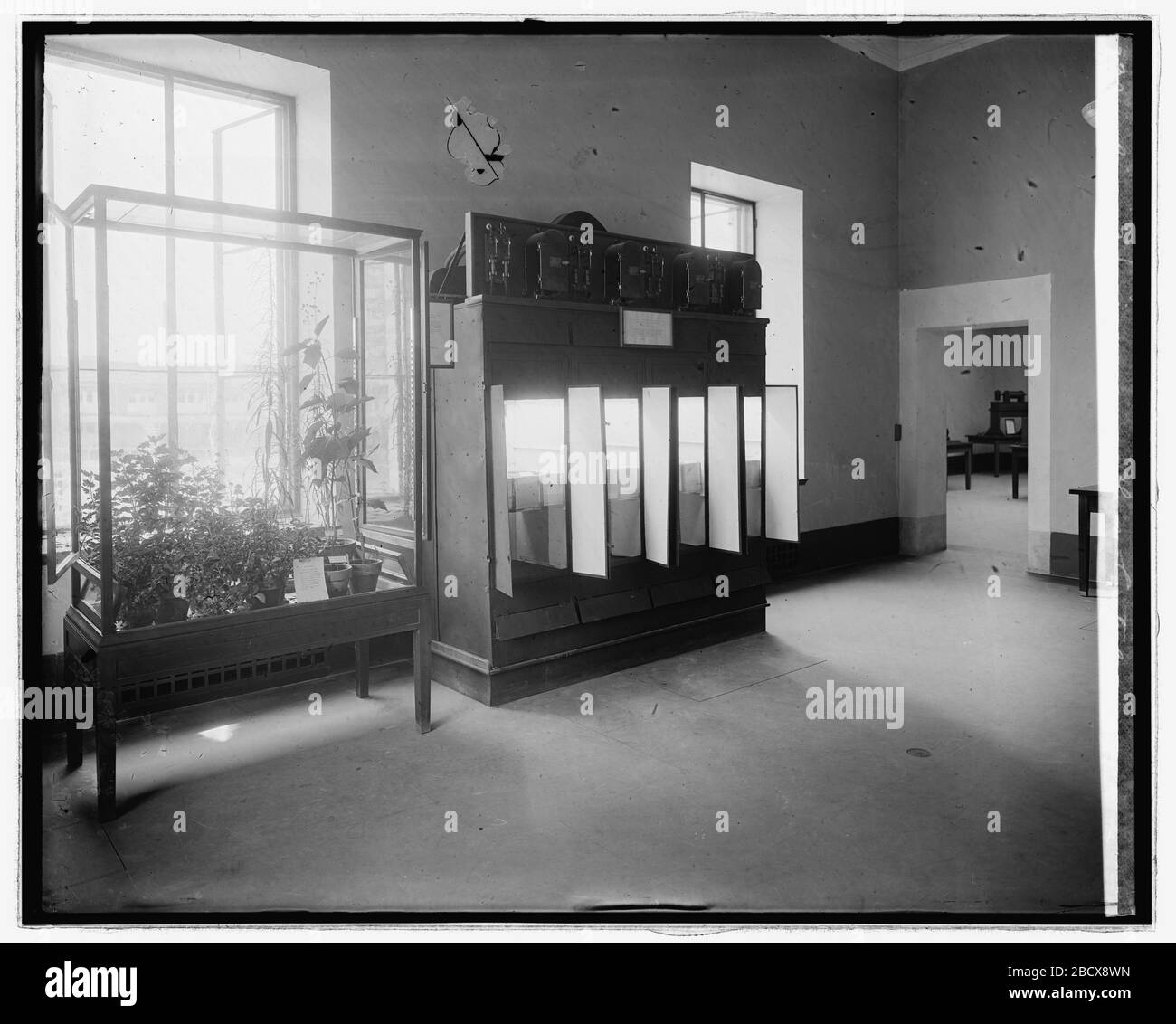 'English: Title: Academy of Sciences, plant control Abstract/medium: 1 negative : glass ; 8 x 10 in. or smaller; between 1910 and 1935 date QS:P,+1950-00-00T00:00:00Z/7,P1319,+1910-00-00T00:00:00Z/9,P1326,+1935-00-00T00:00:00Z/9; Library of Congress Catalog: http://lccn.loc.gov/2016824857 Image download: http://cdn.loc.gov/master/pnp/npcc/31300/31302u.tif Original url: https://www.loc.gov/pictures/item/2016824857/; National Photo Company Collection; ' Stock Photo