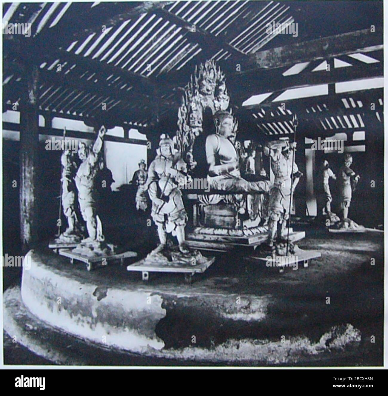 English Tweleve Heavenly Generals Statues Encicling Yakushi Buddha Heian Period Clay Statues 8th Century Nata Period Shin Yakushi Ji Nara Japan 25 June 1942 日本語 上代の彫刻 朝日新聞社english Jyodai No Tyoukoku Ancient Japan Scultpures