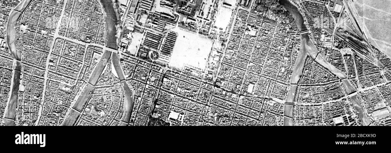 日本語 1939年広島市の相生通り周辺 1939 国土地理院 地図空中写真閲覧サービス B26 C3 36 B26 C3 37 B26 C3 38 B26 C3 39 大日本帝国陸軍 Stock Photo Alamy