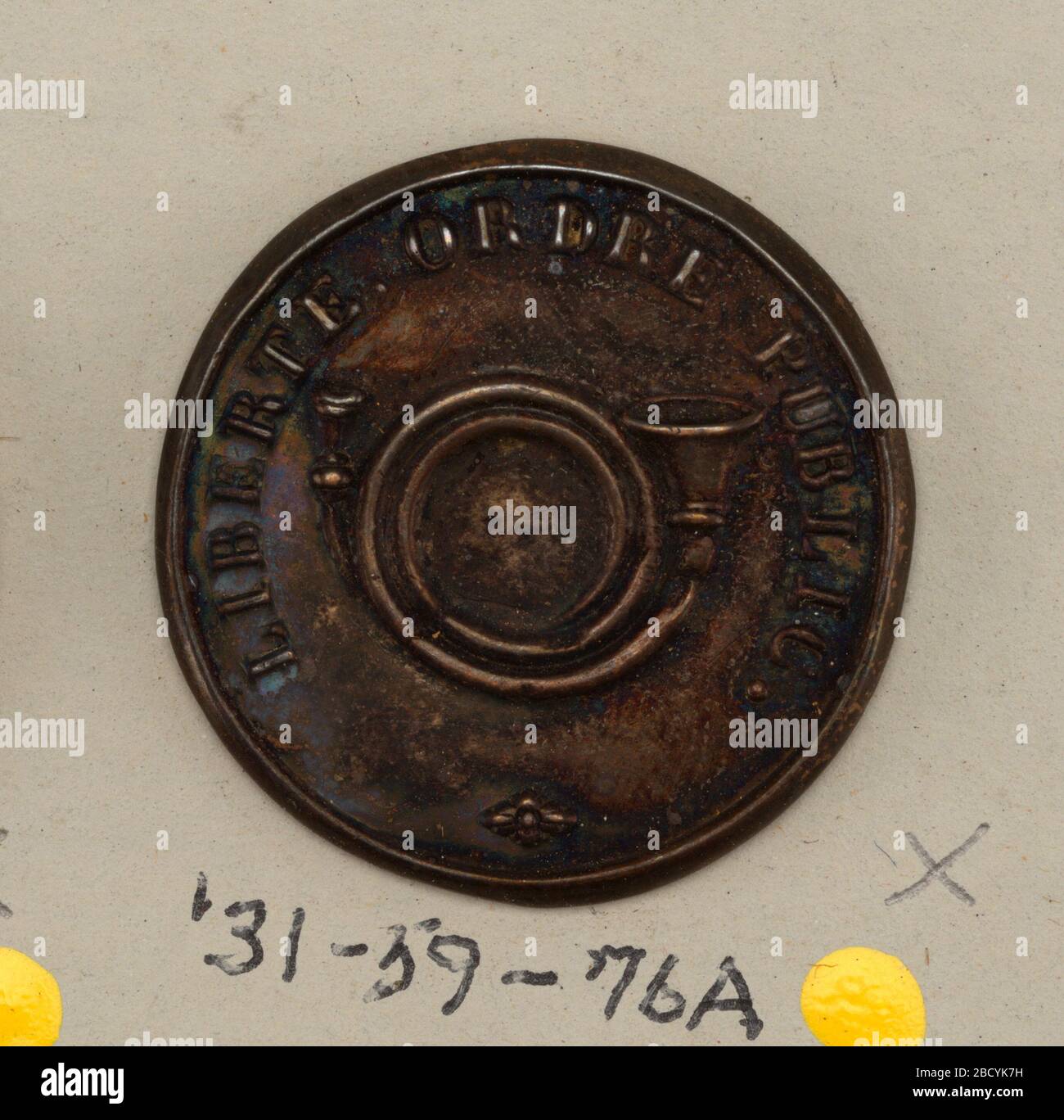 Card of 31 Horn  Buttons