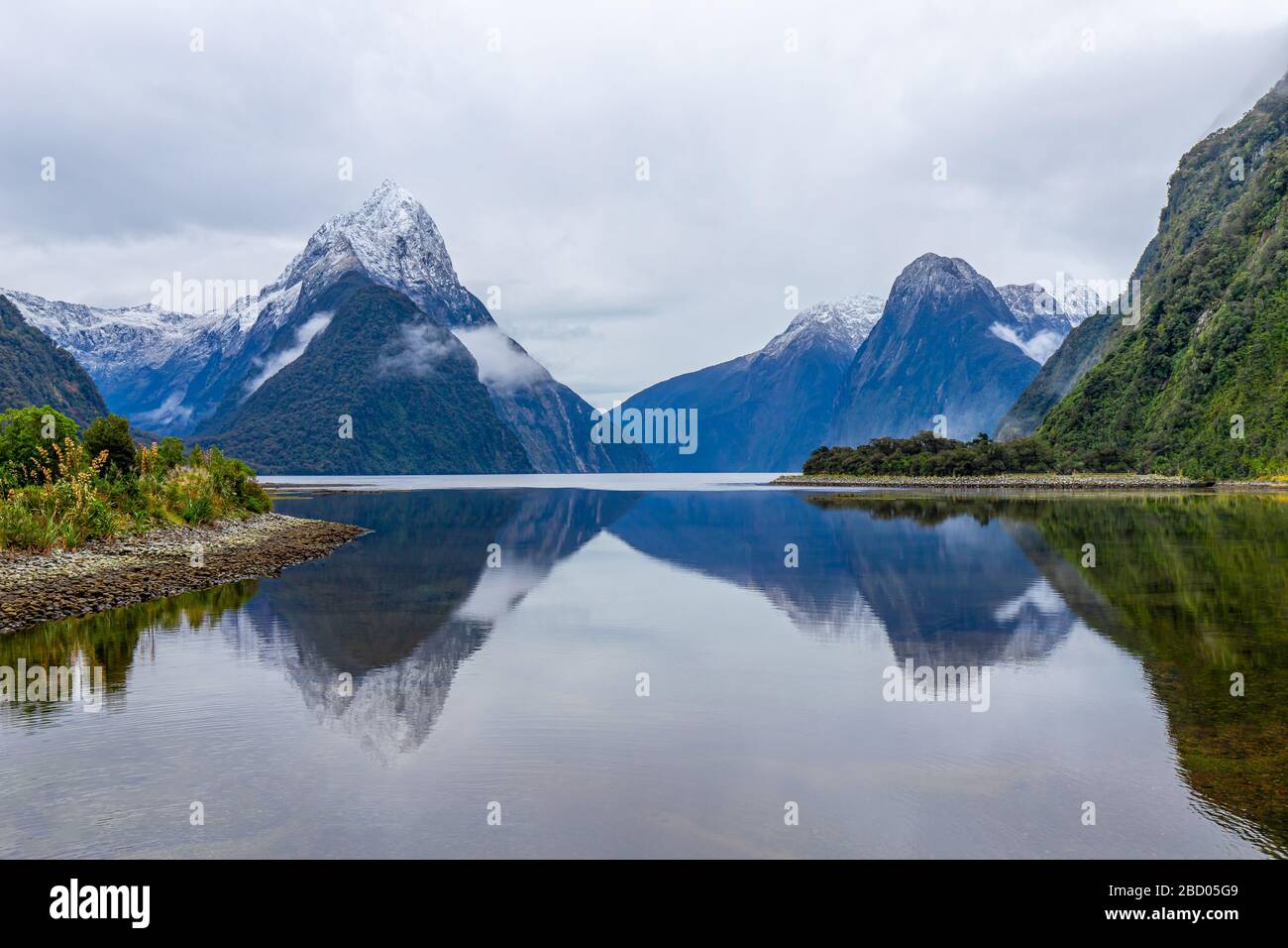 Milford Sound Mitre Peak, Fiordland National Park, South Island, New Zealand Stock Photo