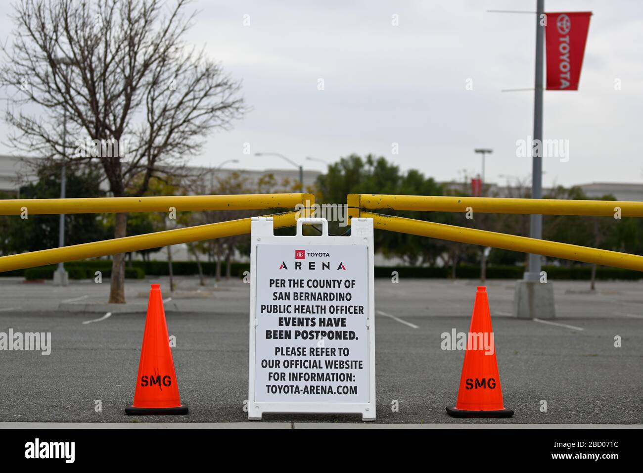 Toyota arena ontario hi-res stock photography and images - Alamy