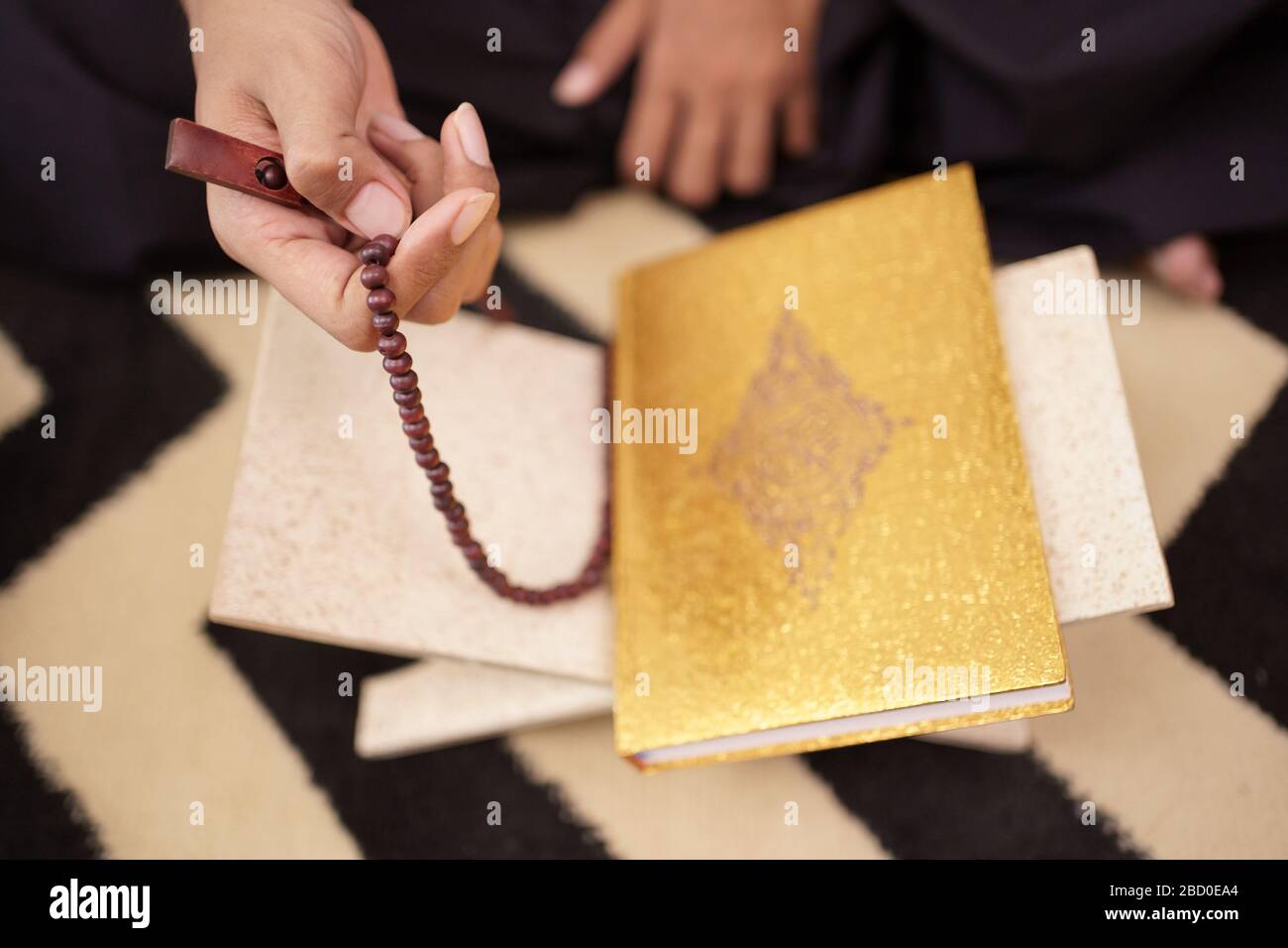 Counting prayer beads hires stock photography and images Alamy