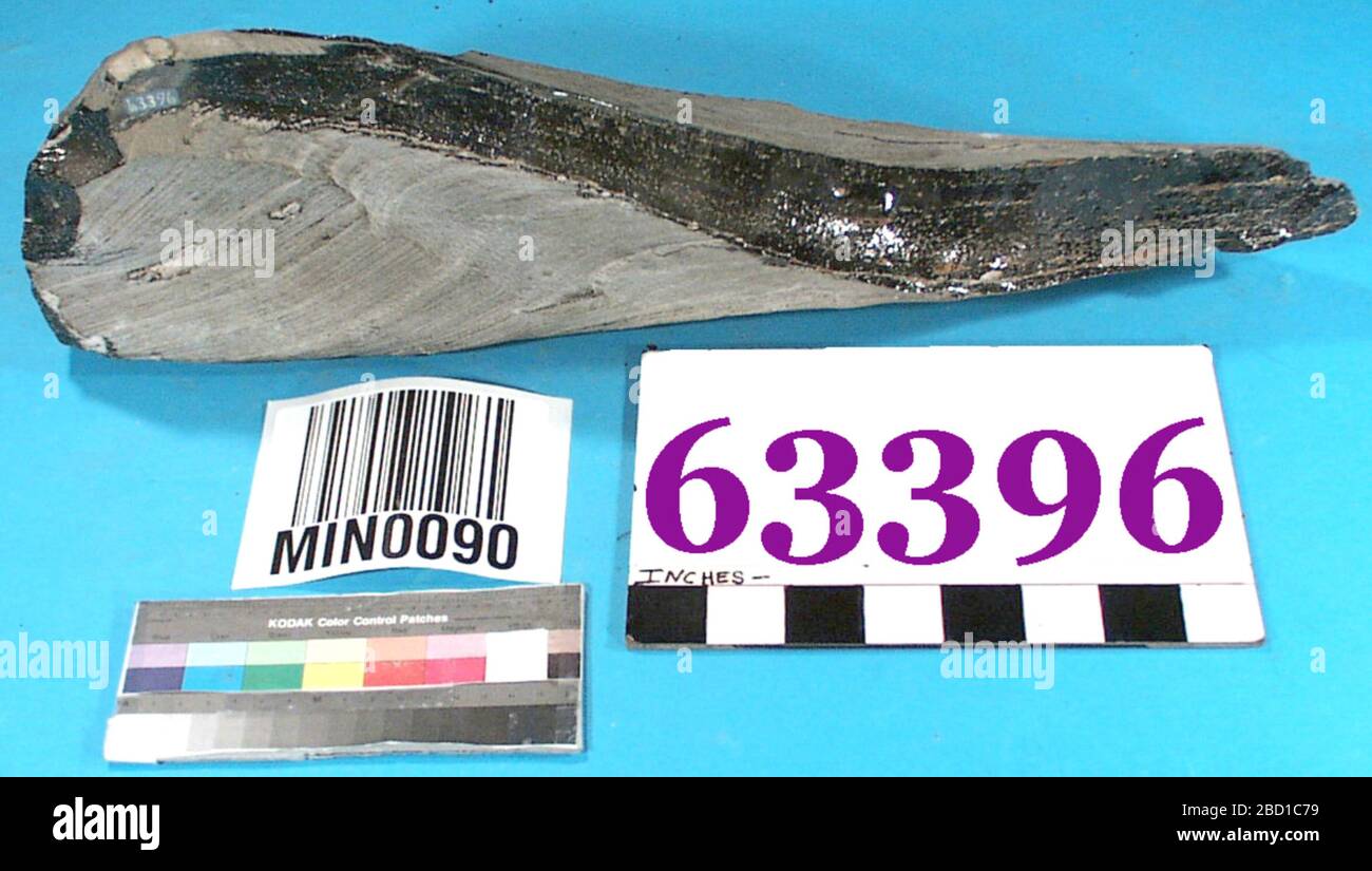 Obsidian artifacts hi-res stock photography and images - Alamy