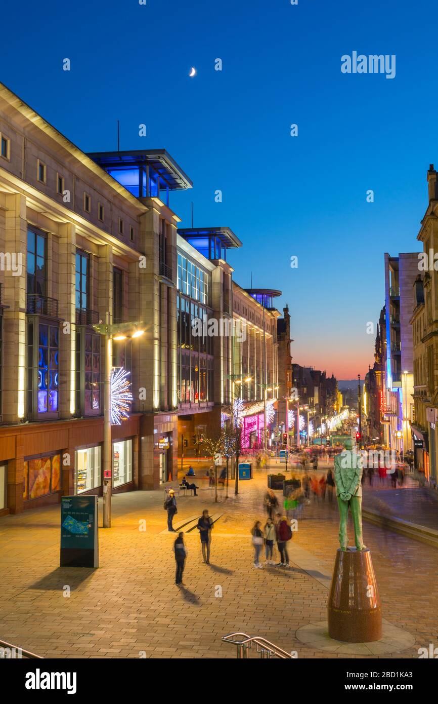 Buchanan Street at Christmas, City Centre, Statue of Donald Dewar, Glasgow, Scotland, United Kingdom, Europe Stock Photo