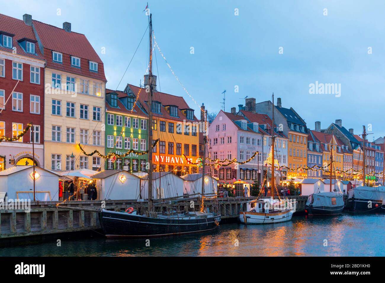 Christmas Market in Nyhavn, Copenhagen, Denmark, Scandinavia, Europe