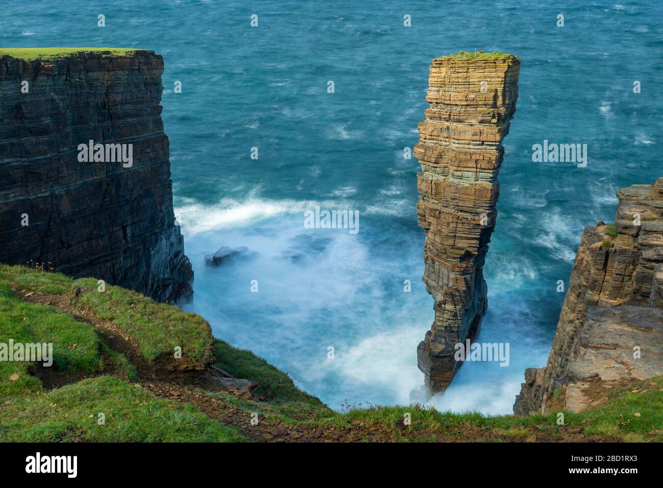 North Gaulton Castle sea stack on the wild west coast of Orkney, Scotland, United Kingdom, Europe Stock Photo