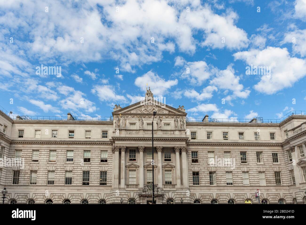 Neoclassical London Neoclassical architecture in london hi-res stock photography and images ...
