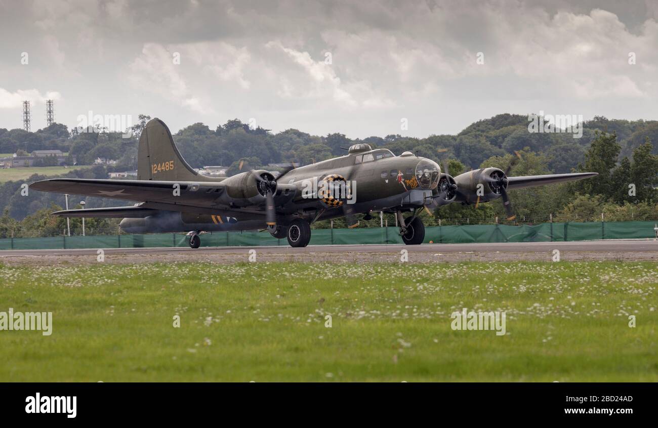 Flying Fortress at Biggin Hill air show Stock Photo Alamy