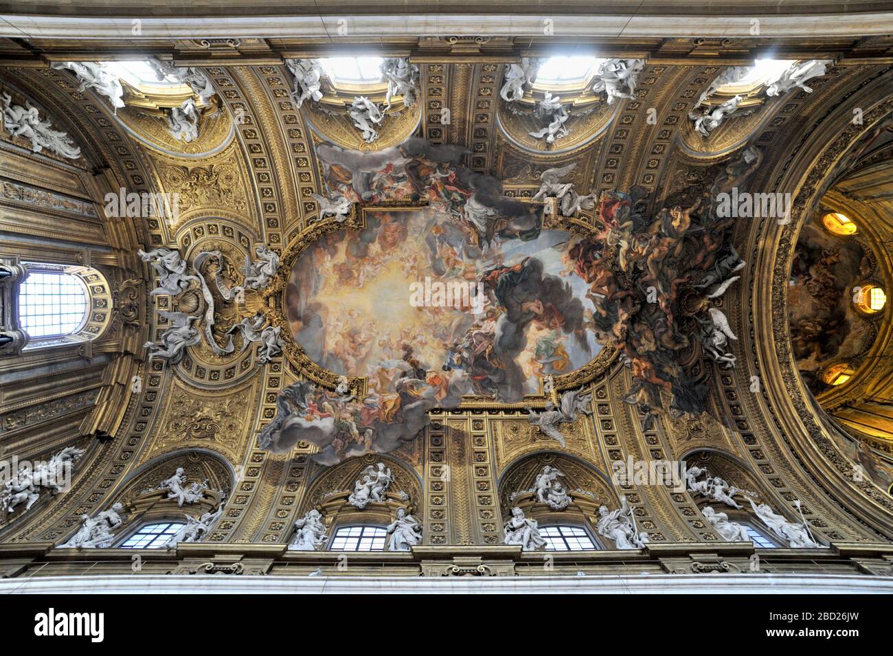 Italy, Rome, Chiesa del Gesù (church of Jesus), ceiling painting 'Trionfo del Nome di Gesù' by Giovanni Battista Gaulli, also known as Baciccio Stock Photo