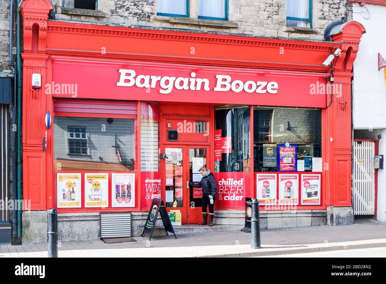 The red front of a Bargain Booze shop Kendal Cumbria UK Stock Photo Alamy