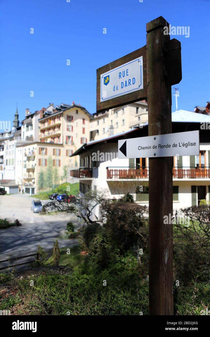 Rue du Dard. Façades d'immeubles. Saint-Gervais-les-Bains. Haute-Savoie. France. Stock Photo