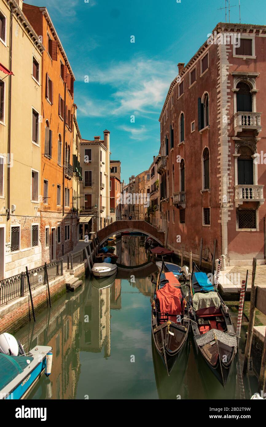 Experience venice in a gondola hi-res stock photography and images - Alamy