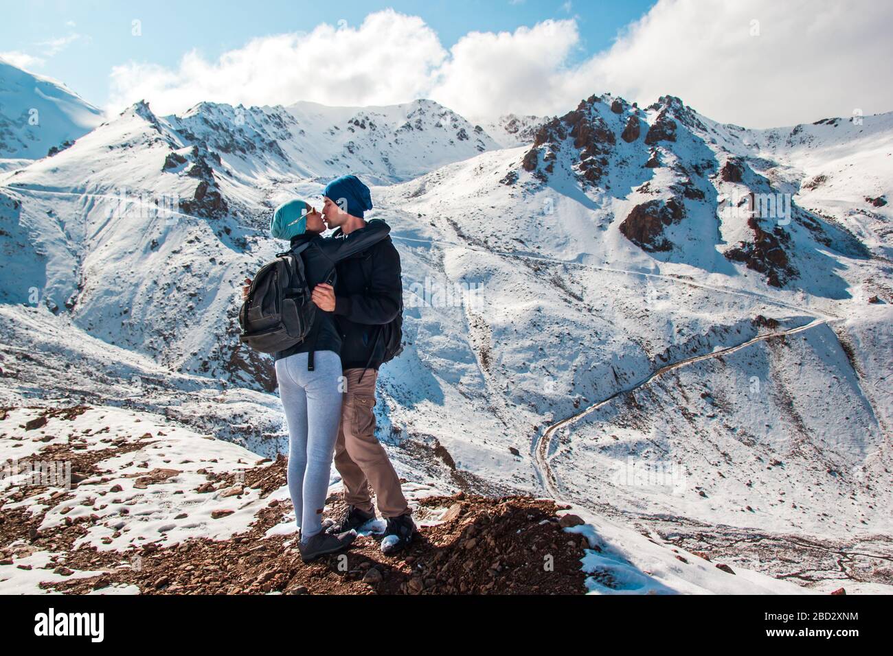 Man kiss woman lips hi-res stock photography and images - Alamy