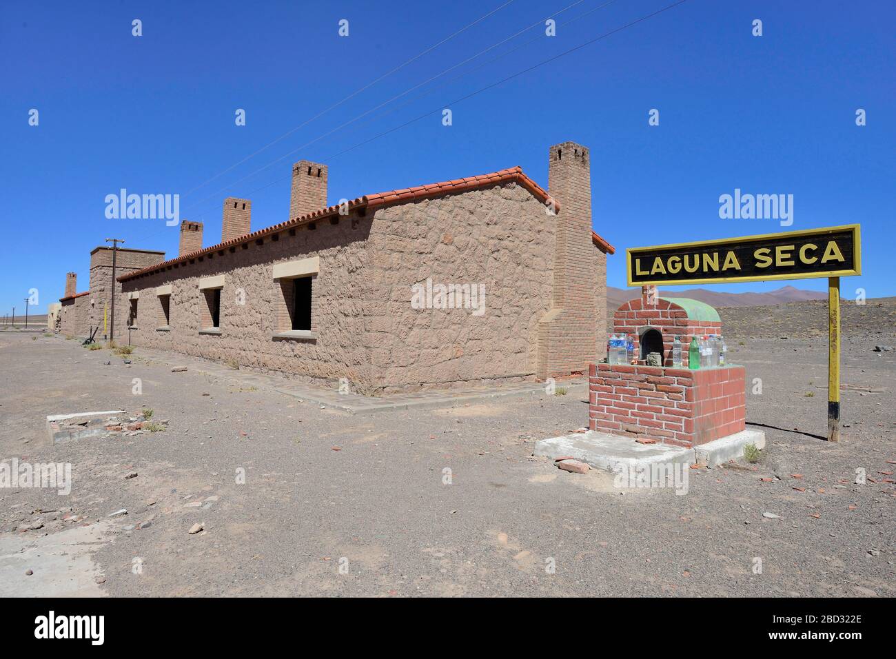 Old station building of Laguna Seca, Ruta 27, Puna, Salta Province, Argentina Stock Photo