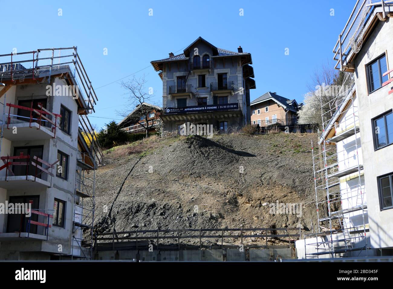 Immeubles en construction. Chantier. SaintGervaislesBains. Haute