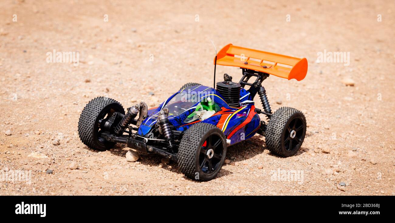 remote control dirt track cars