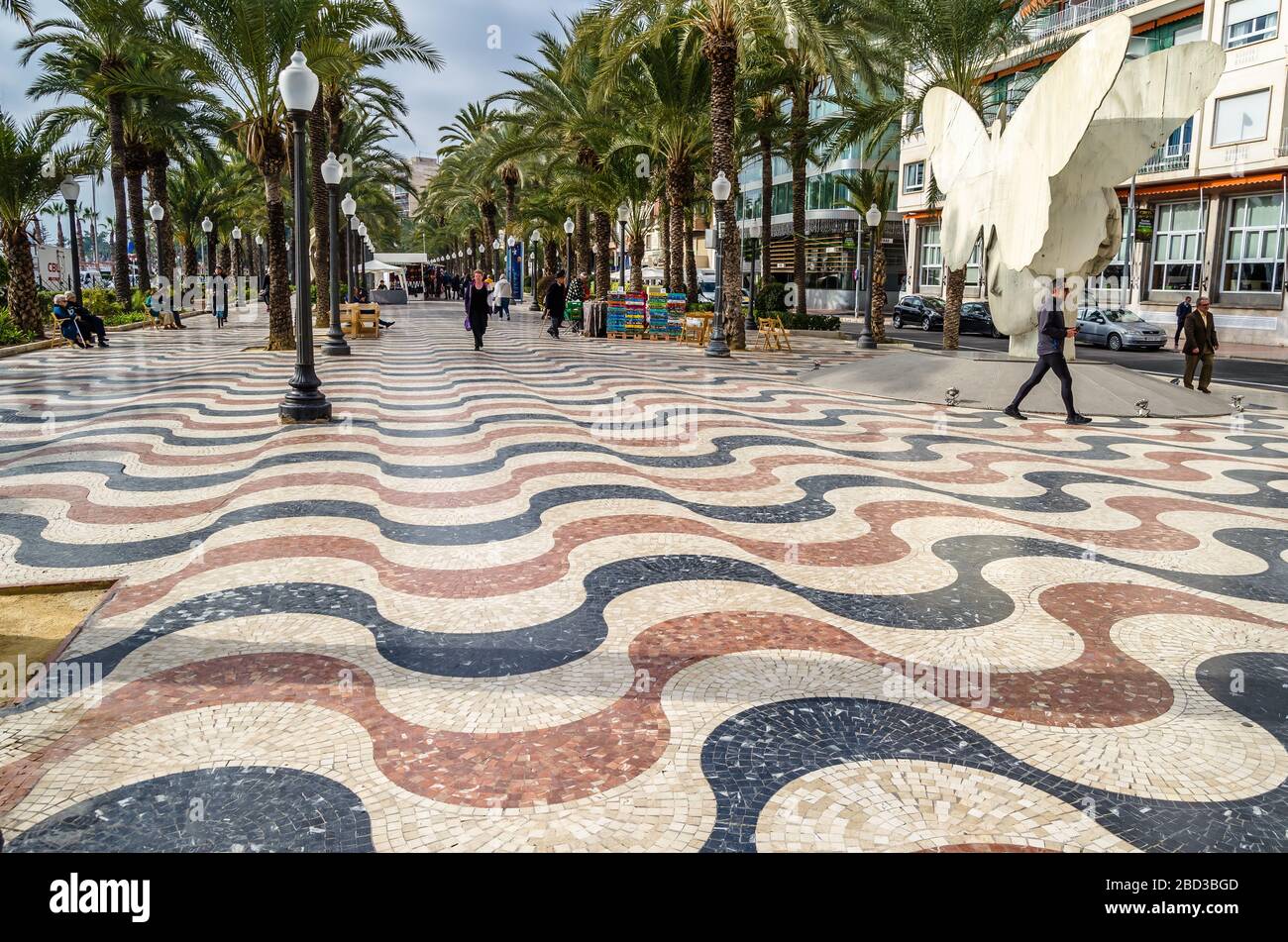 ALICANTE, SPAIN - DECEMBER 27, 2018: View of the sculpture 'La Mariposa' ('The Butterfly'), a work of the artist Manolo Valdés, located on the Paseo d Stock Photo