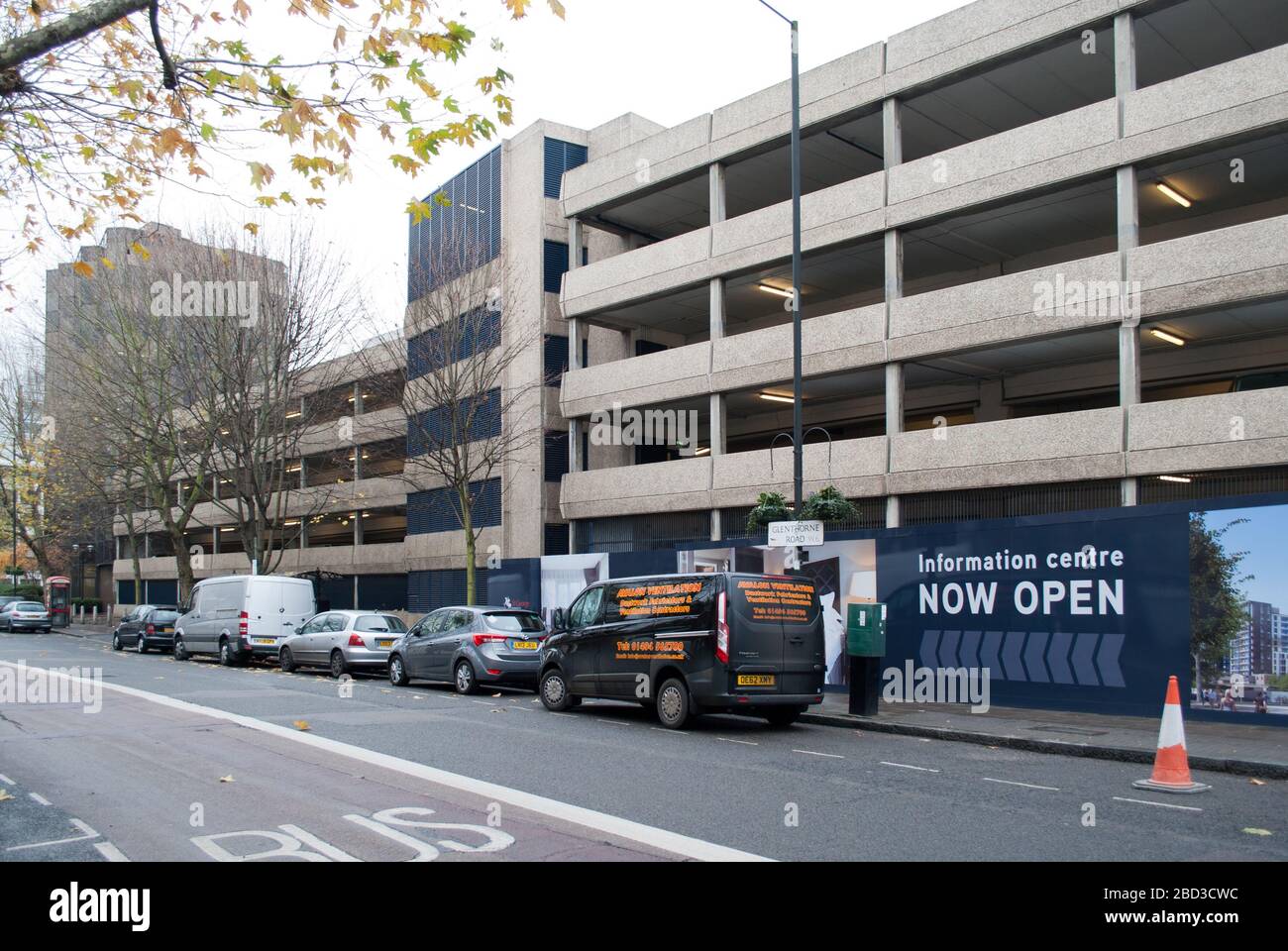 Kings mall car park hi-res stock photography and images - Alamy